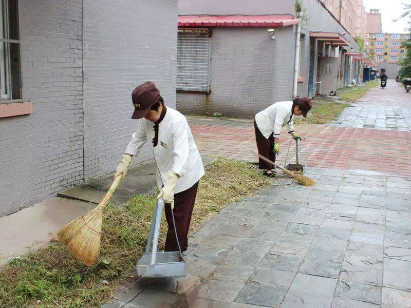 物业外包保洁到底怎么管？规范技巧！